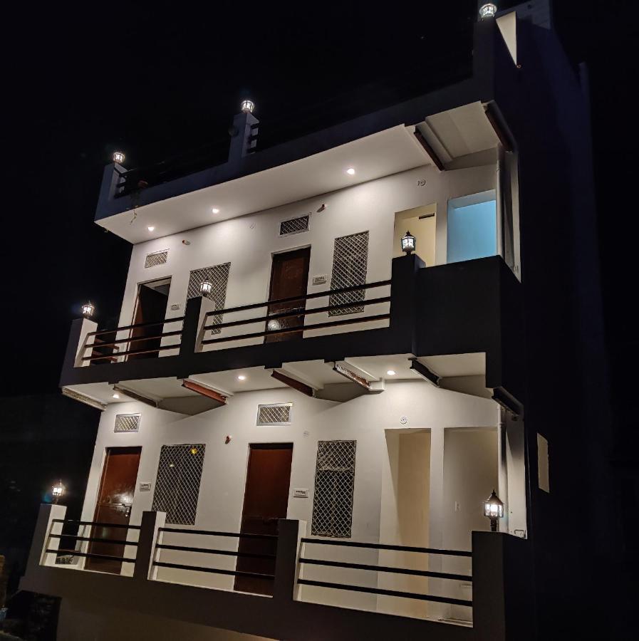 Varah Square Guest House Pushkar Exterior foto